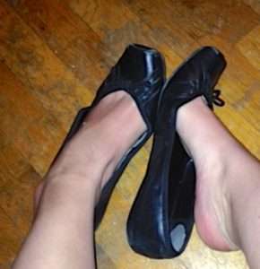 Los Angeles worn shoes, Boston worn shoes, Los Angeles Foot Domme, Boston foot session